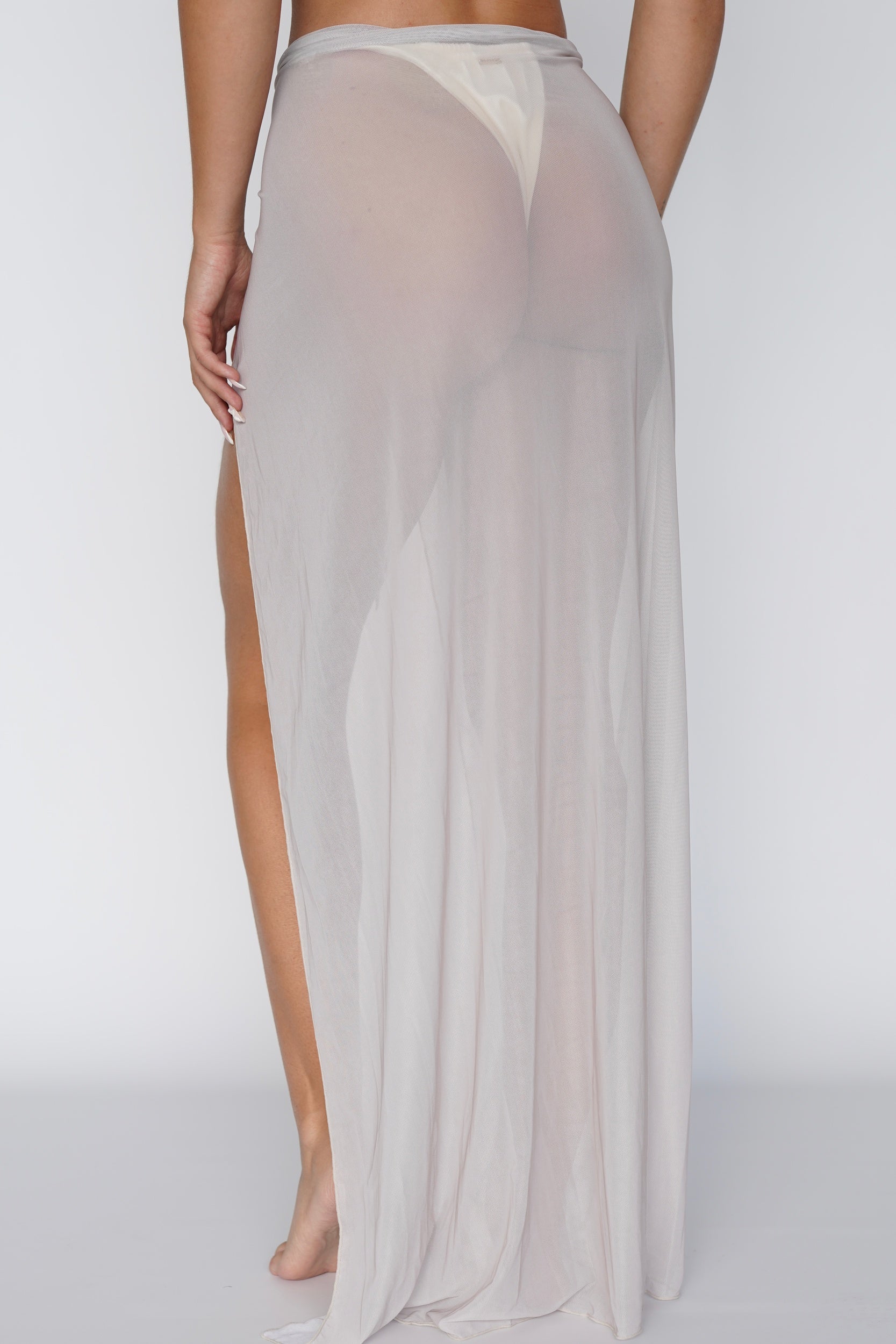 SARONG CREAM